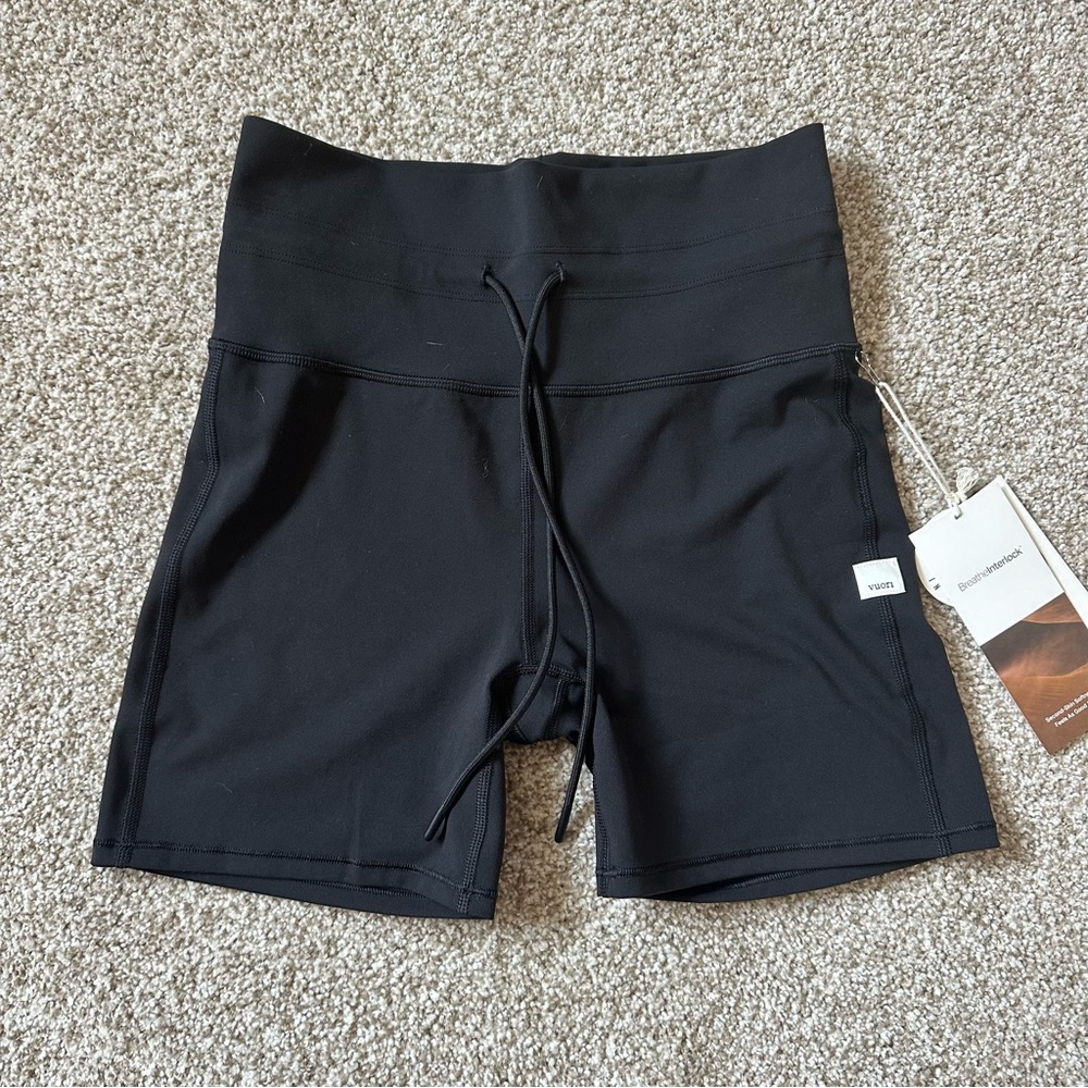 Daily Short - Picture 2 of 4